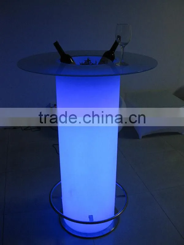 Modern elegant led cocktail table with ice bucket in the middle
