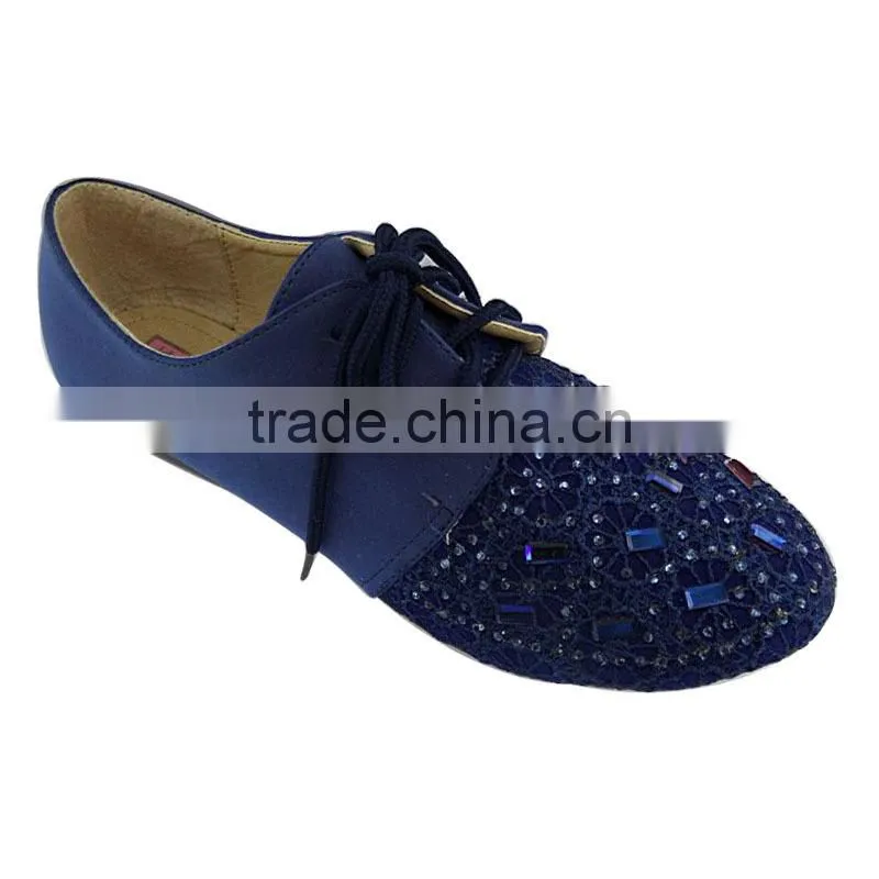 Global Selling Latest Fashion Flat Casual Shoes Ladies Sneakers with Trading