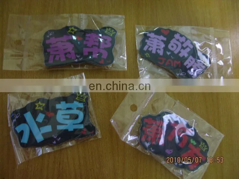 Hot selling High Quality DIY luminous rubber button badge