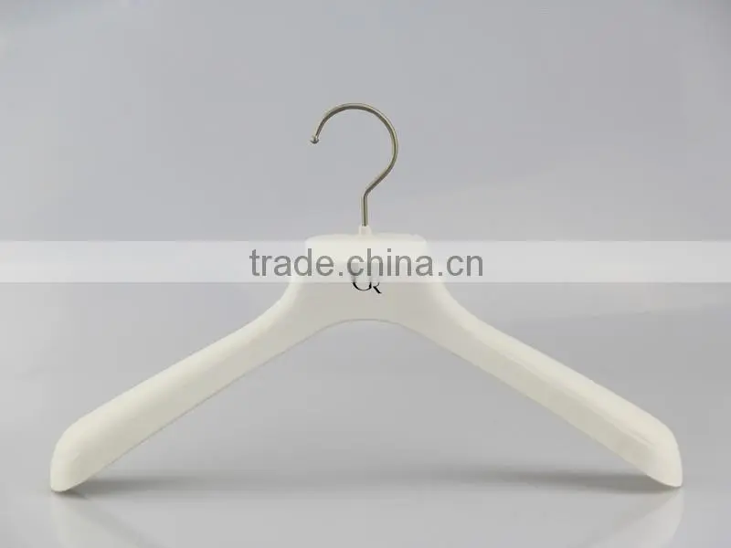 HA6880 white cheap plastic hanger non slip clothes hanger
