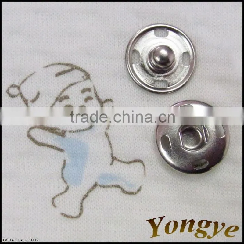 Fashion brass sewing button