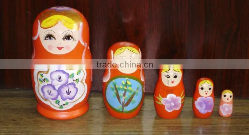 Wooden nesting doll/Matryoshka Doll,/Babushka doll