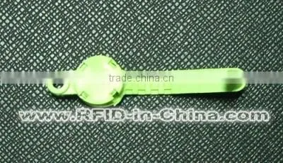 Durable animal rfid tag reader for animal tracking