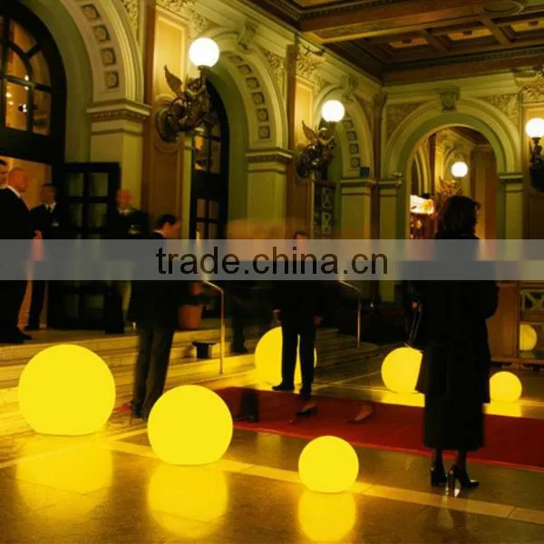 disco good selling outdoor christmas lighted 10" balls Hot sale! plastic magic led bowling ball plastic ball pit balls