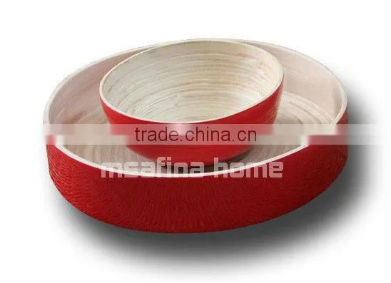 Set of 2 round colored lacquer bamboo salad bowls