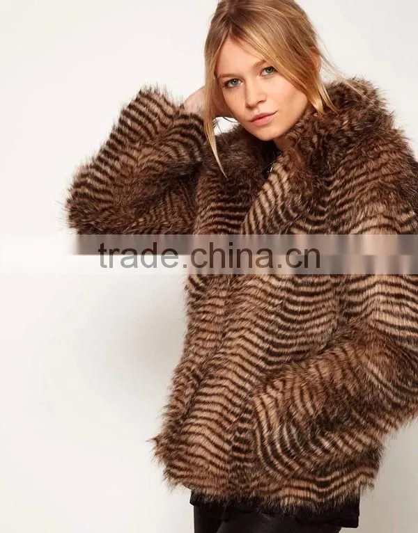 Brand 2015 Winter Women Long Turn-Down Collar Striped Faux Mink Fur Coats Plus Size Ladies Fur Coat Trench Outerwear