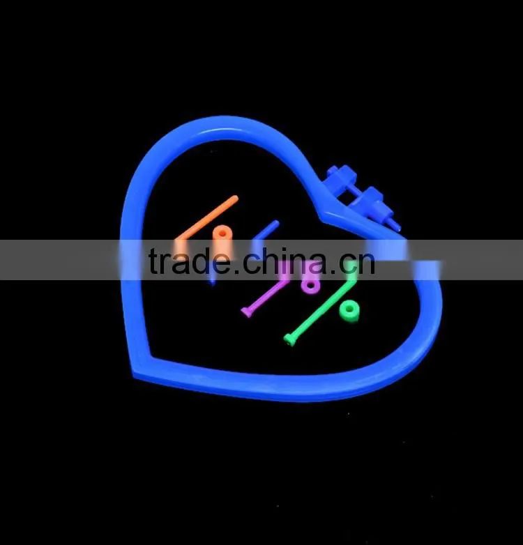 Colorful Plastic Heart Design Hand Embroidery Cross Stitch Hoops