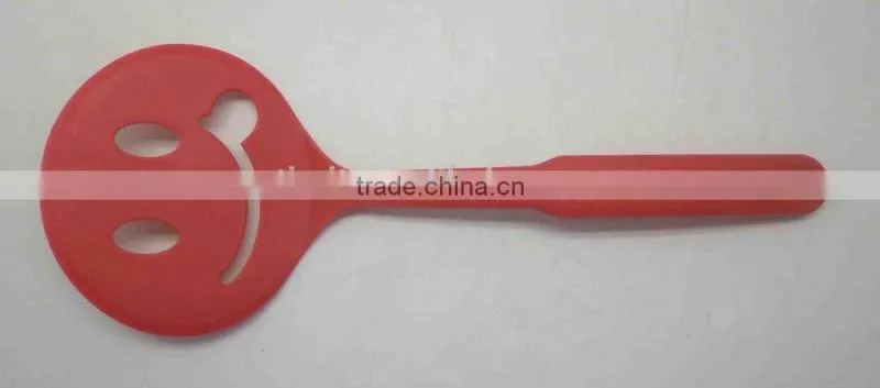 UNIQUE FUNTION HEAD NYLON KITCHEN TOOL WITH SHAPE DESIGN, SMILE DESIGN, HEART SHAPE