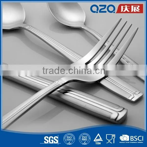 Wholesale material safety and health family party stainless steel set of cutlery