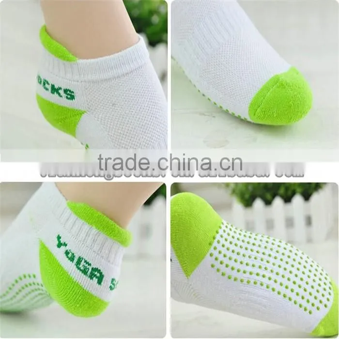 Sports Rubber Sole Terry Socks Anti Slip Pilates Barre Socks Rubber No-Slip Yoga Socks