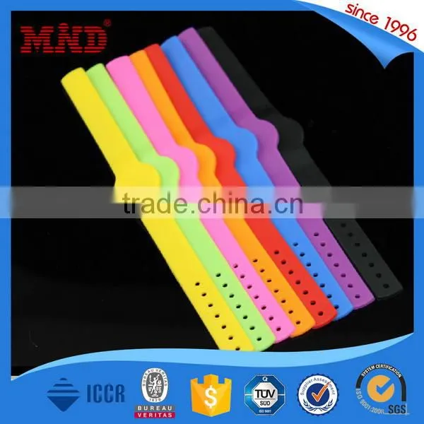 MDSW06 Custom uhf rfid silicone wristband/passive nfc bracelet