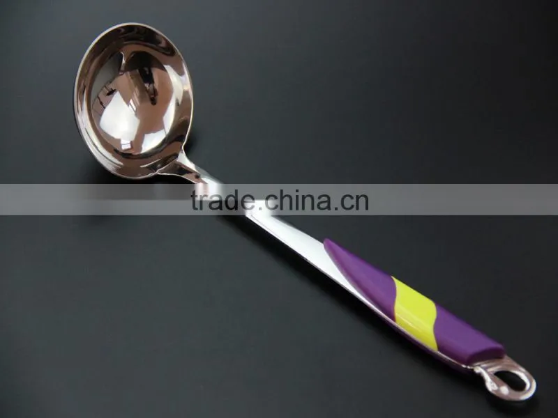 2015 highQuality kitchen tools with plastic color handle kitchen tools/Hot pot spoon/strainer Customizable LOGO 1PCS S26