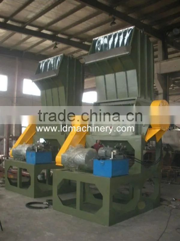 PET bottle crusher