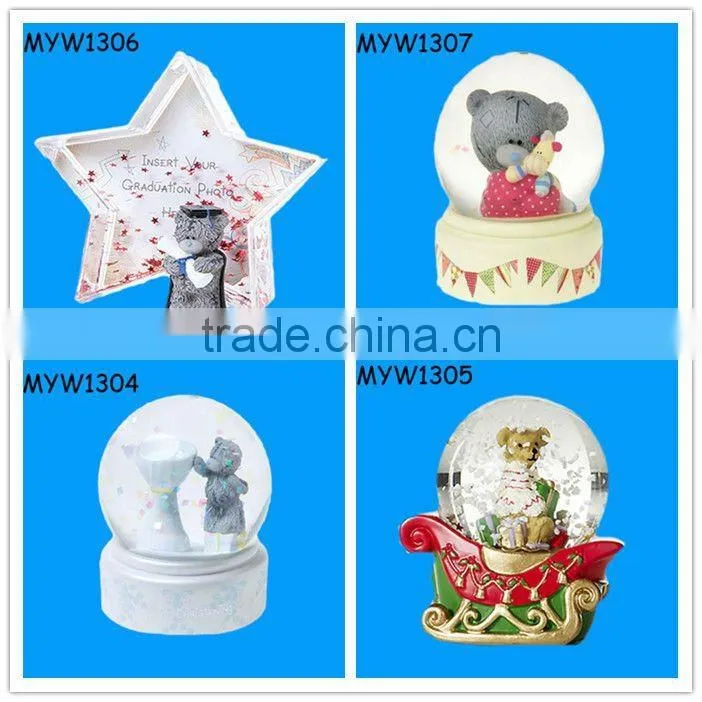 personalized famous bride and groom themed resin wedding favor water globes