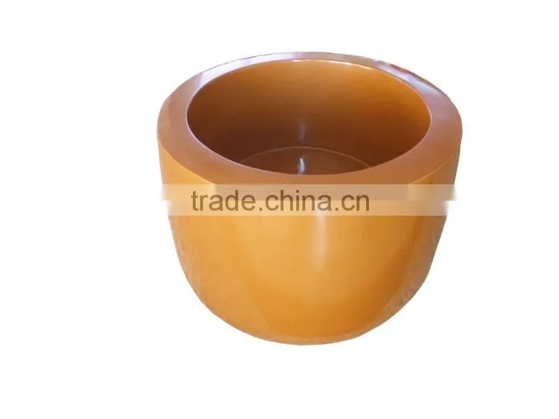 simple fiberglass flower pot