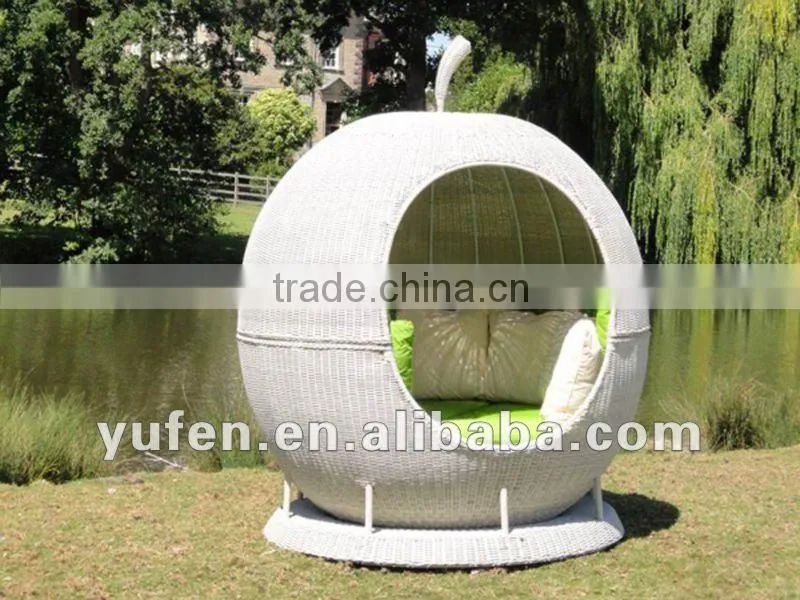 aluminium outdoor rattan day bed with canopy