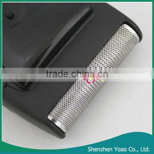 China Supplier Battery Operated Portable Electric Man Shaver for Travel