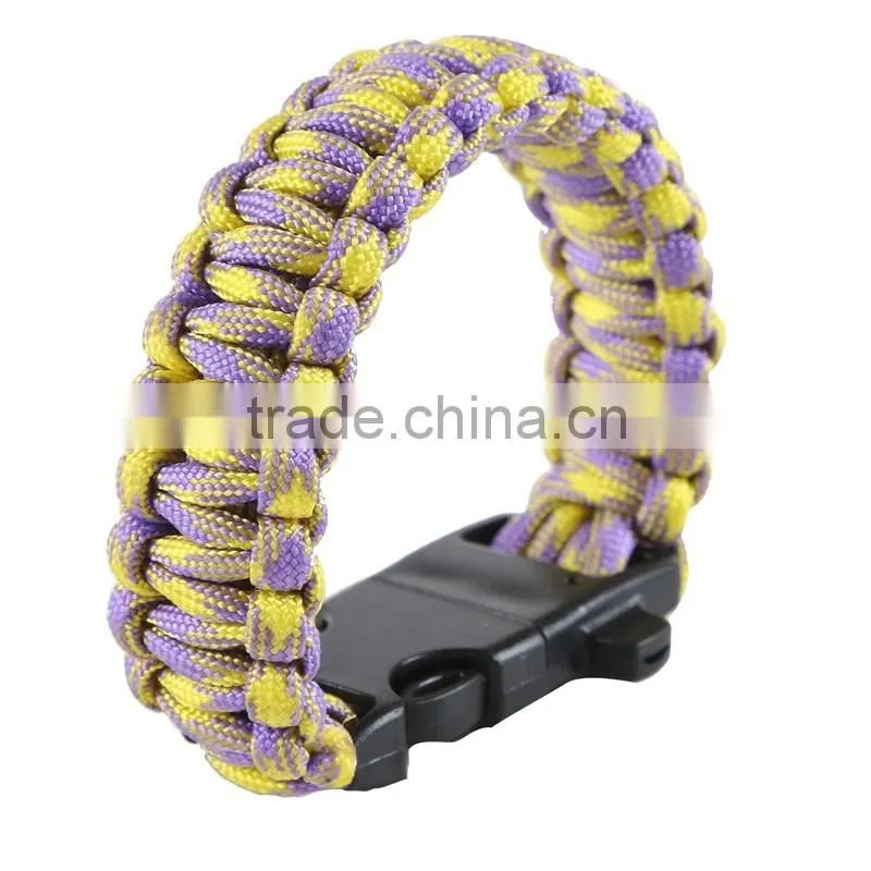 Make file with knife paracord bracelet for man