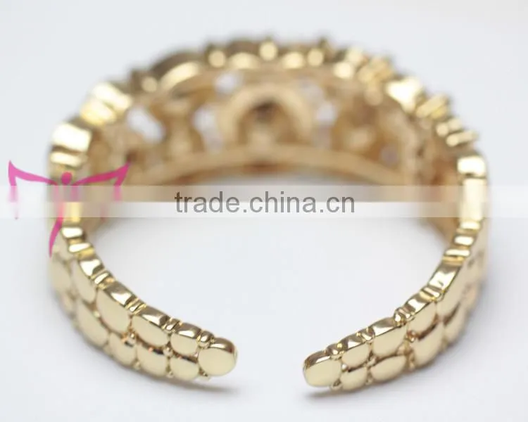 Luxury and fashion colorful crystal bangle, fashion charming bangle bracelet, metal bracelet