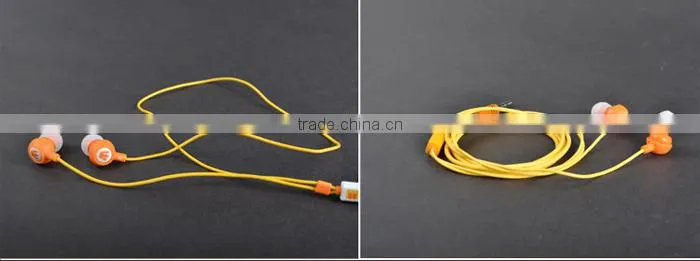 promotion beautiful gift plastic covers for earphone for iphone5