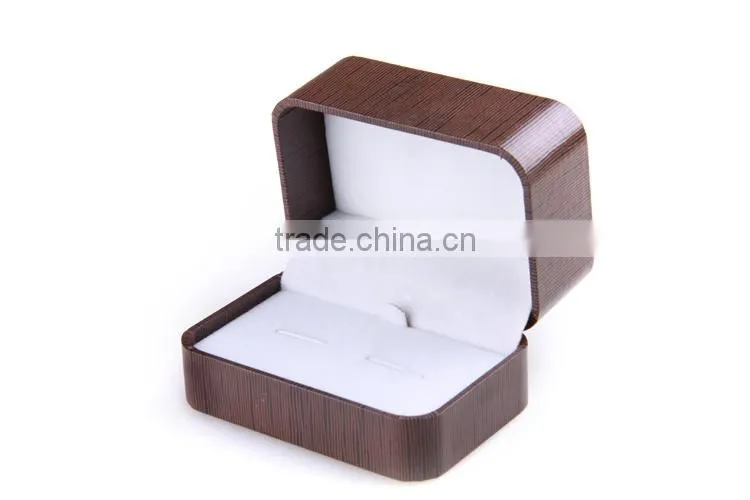 Wholesale velvet cufflink box with fancy design