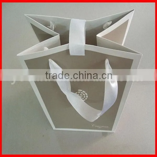Quality Design Flower Pattern Cosmetic Gift Box