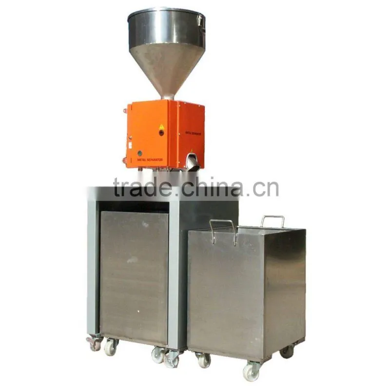 350 Metal separator for injection molding machine