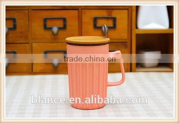colorful stripe embossed ceramic cup with lid and spoon