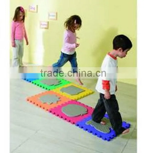 Top level top sell domino dice game
