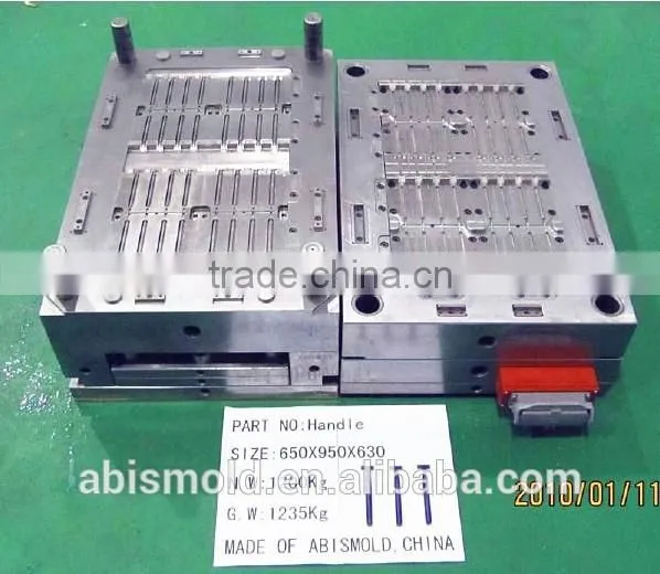 2015 exellent plastic injection mold manufacturer multi cavity plastic mold