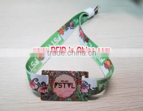 Musical Festival Custom RFID Cheap Wristband with Logo Printing