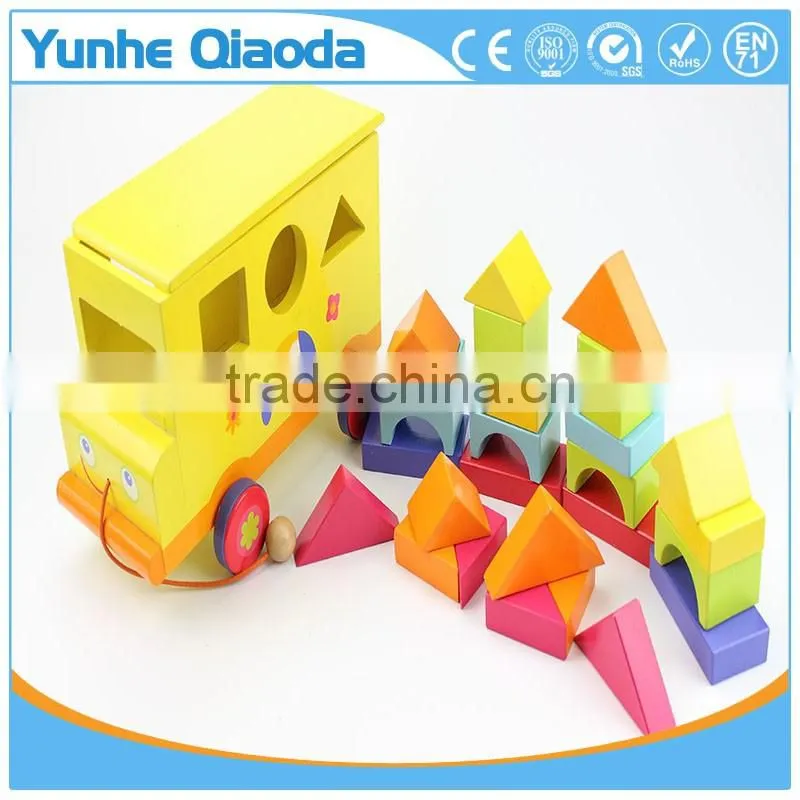 Shape Sorter truck - Pull Along Toy - 23 pieces in many Shape Blocks