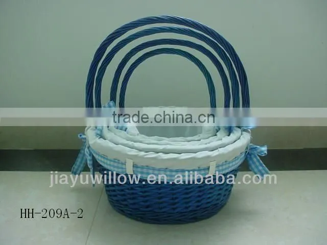 small wicker gift baskets