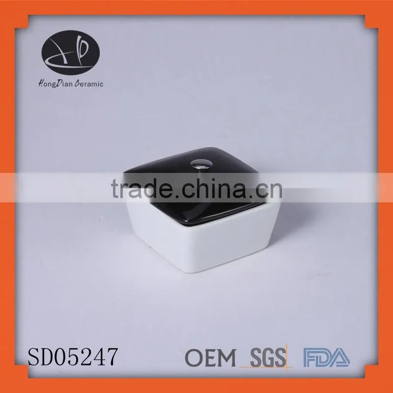 Porcelain Plain White Sushi Soy Sauce Dipping Plate Dishes,Bowl with lid,used chafing dishes,China dishes wholesale