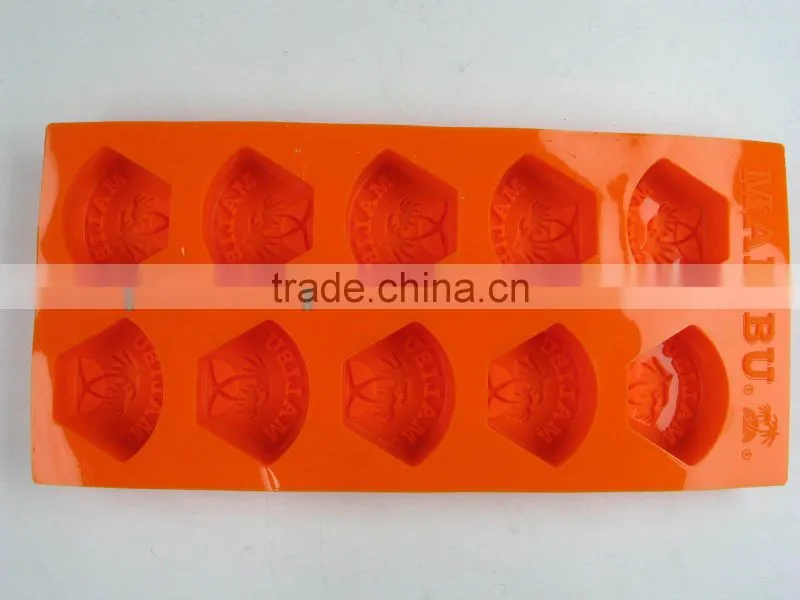 custom letter logo silicone Ice cube tray