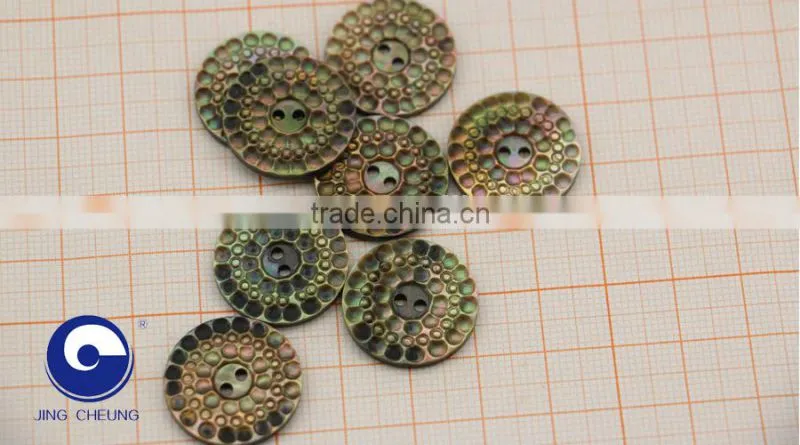 custom carving natural brown mother of peal shell button for coat