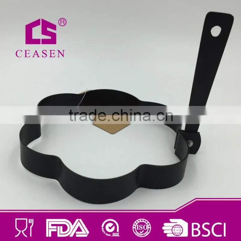 UCC062 flower shape Egg ring with non-stick coating