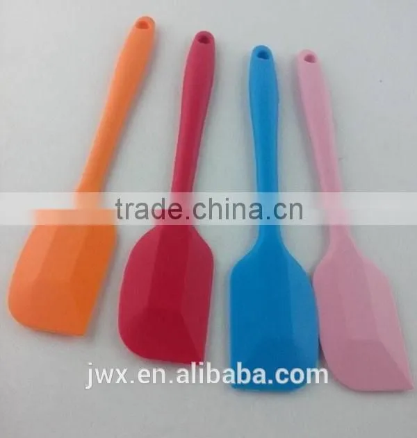 Silicone cooking spatula for flour mixing and smearing non-stick