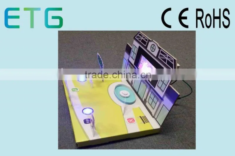 custom VIDEO POP shopping mall durable wood display stand slatwall with video screen
