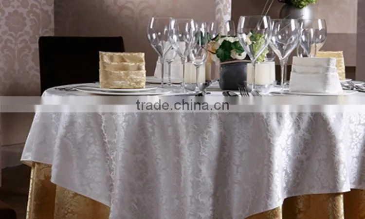 LinenPro Wholesale Fabric Painting Designs on Table Cloth Restaurant Table Cloth