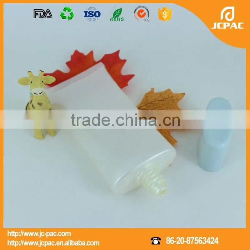 Dia40mm Plastic Oval Tube with Screw-on Cap for Cosmetic Packaging