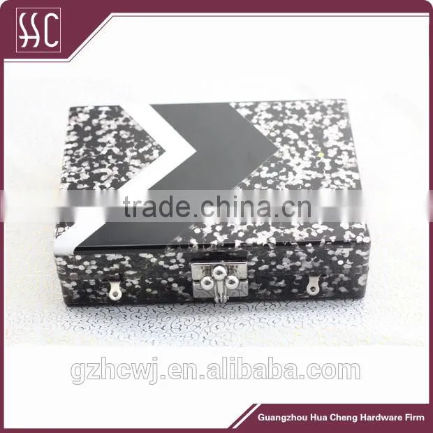 Guangzhou newest acrylic makeup box/clutch,acrylic clutch bag