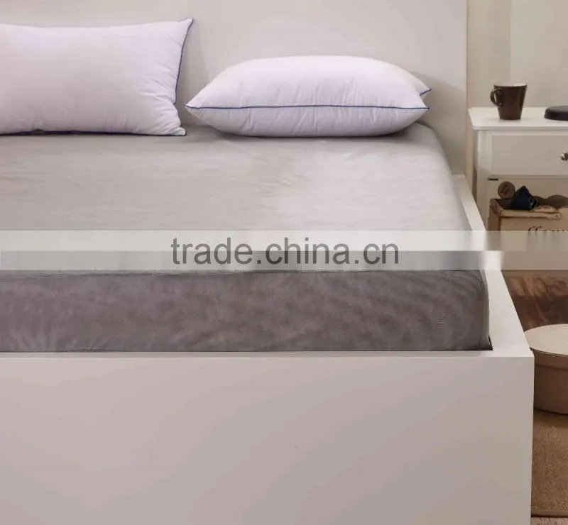 king Size Non - Woven Water Resistant Fitted Sheet