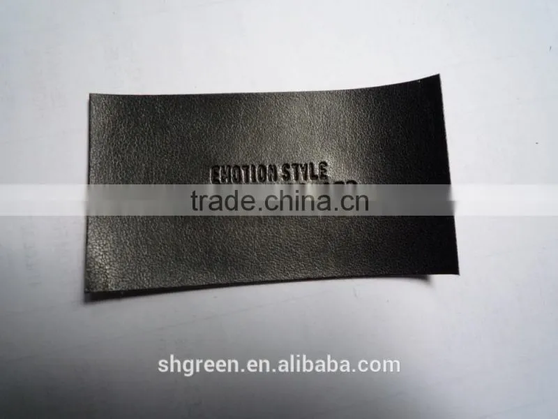 Silk screeen printing apparel leather patch