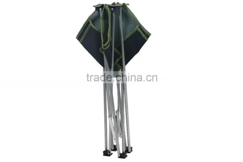 Ligth weight outdoor folding table