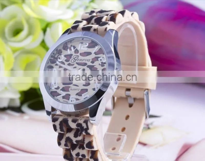 Women's Geneva Watch Leopard gold color Silicone Wristwatches Quartz Ladies dress watch dropship digital time Sport Watch
