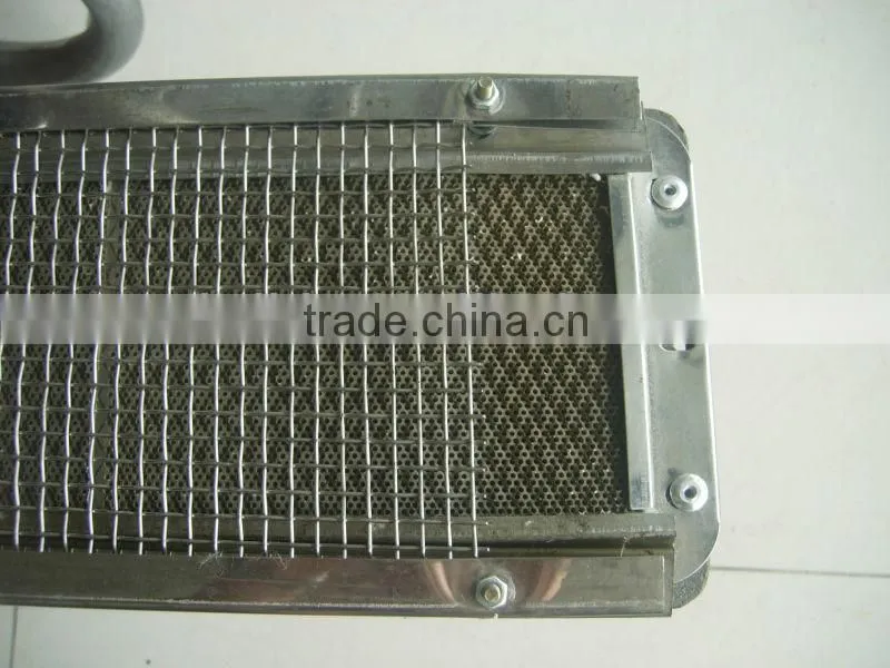 Infrared honeycomb ceramic plate for burner