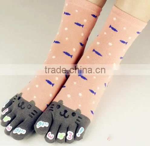 fashion sweety girl's five toe socks/funny patterned knitted socks,manufacture