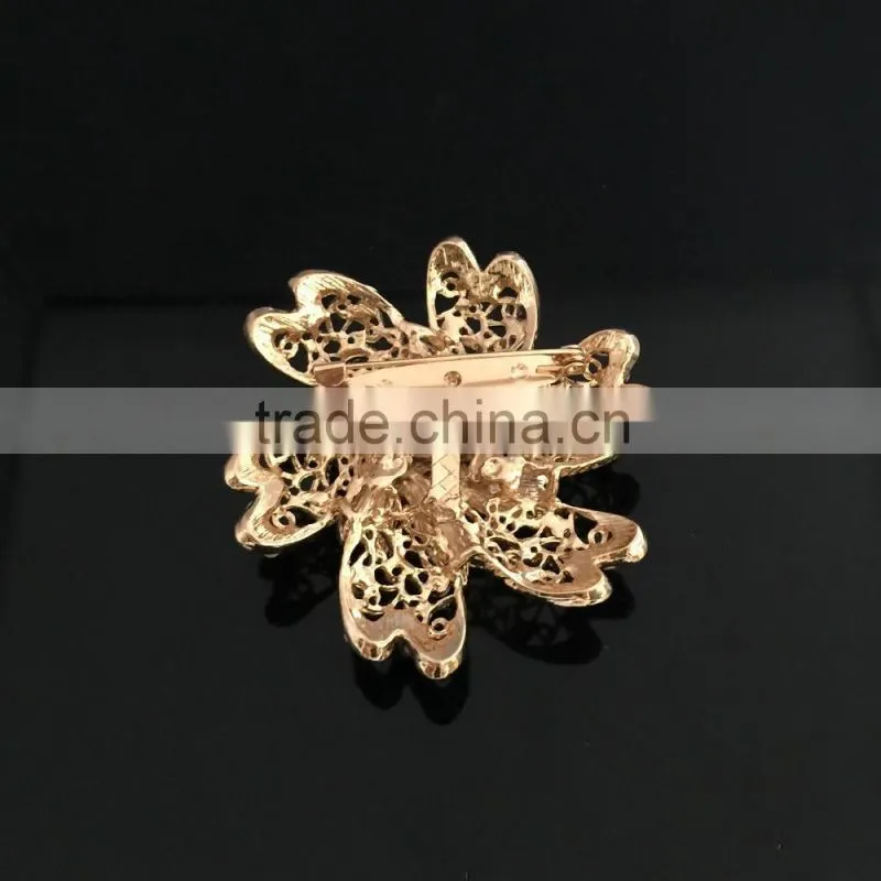 Zinc Alloy Color AB Rhinestone Flower Brooch Pin,Crystal Brooches For Decoration