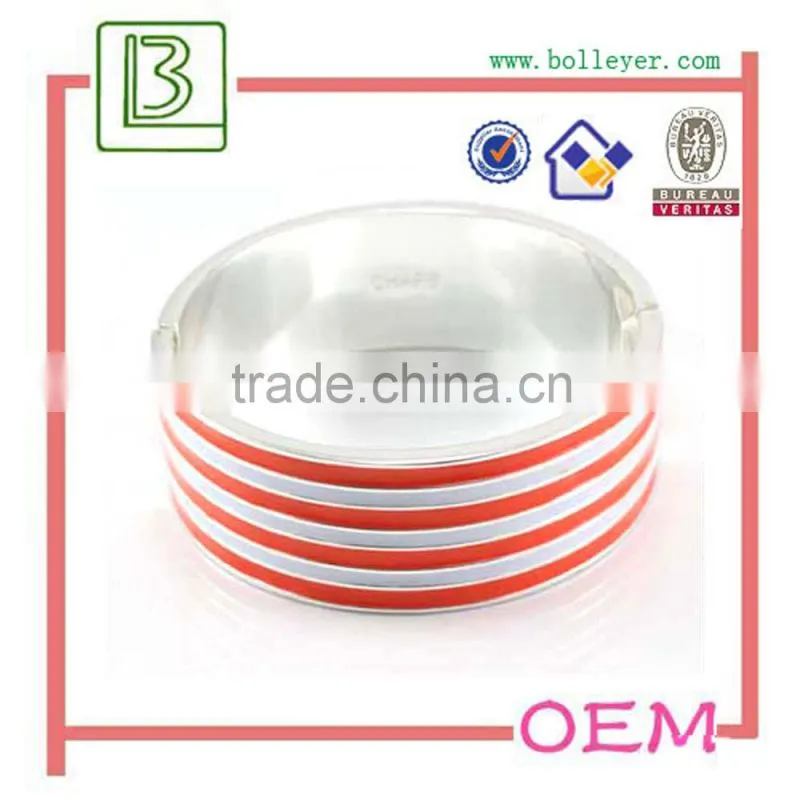 Customized Original Heart Bracelet Wholesale With Metal